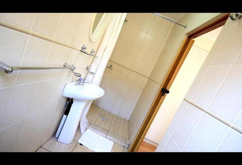 פנסיון Doves Nest Guest House