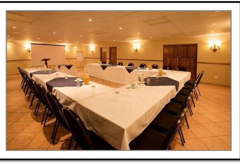 ペンション Elizabeth Lodge