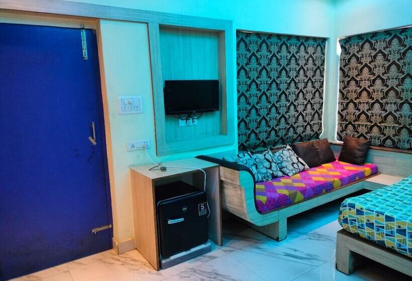 פנסיון Rahul Guest House