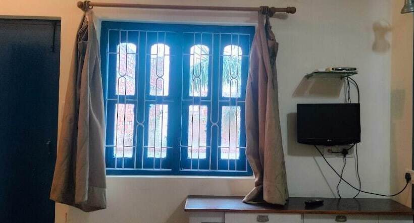 פנסיון Rahul Guest House