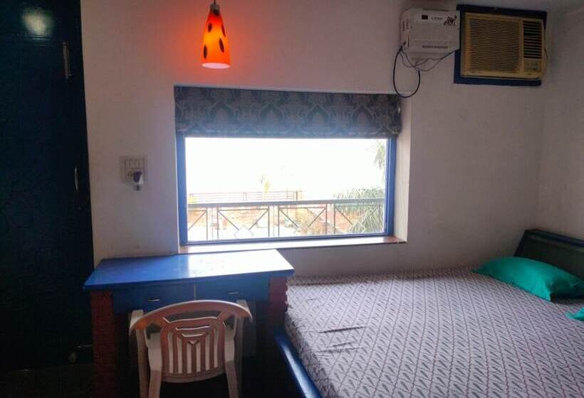 פנסיון Rahul Guest House