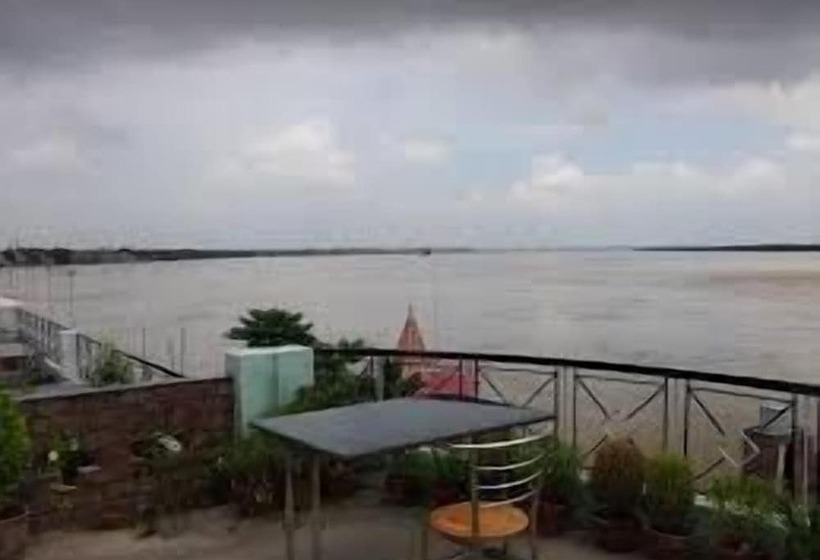 פנסיון Rahul Guest House