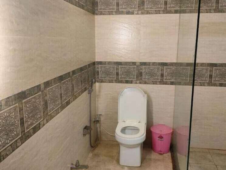 פנסיון Rahul Guest House