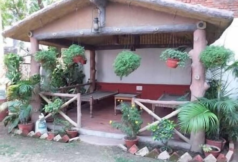 פנסיון Rahul Guest House