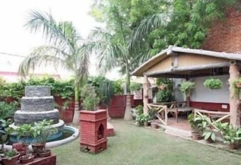 פנסיון Rahul Guest House