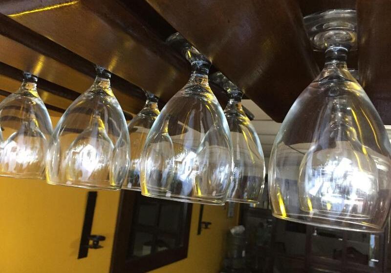 Пансион Tazumal House