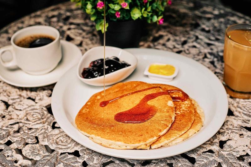 Пансион Tazumal House