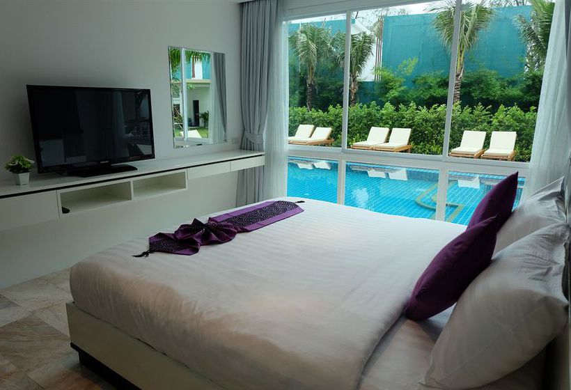 Phuket Seaview Resotel