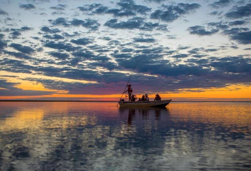 Puerto Valle Hotel De Esteros