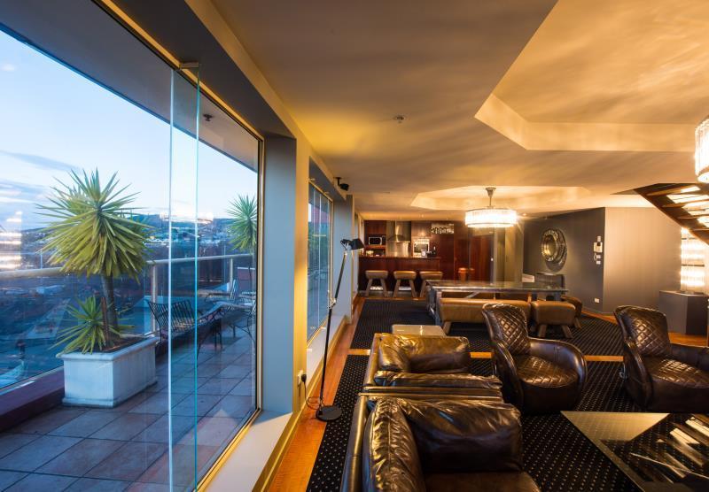 Sullivans Cove Apartments