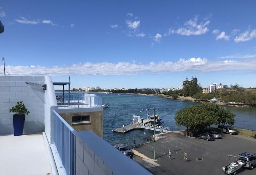 Tripcony Quays Apartments