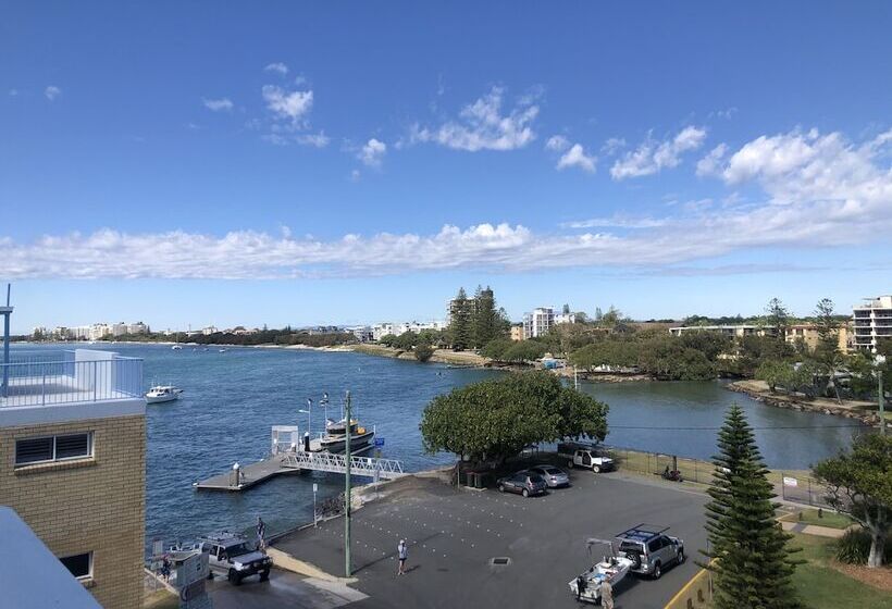 Tripcony Quays Apartments