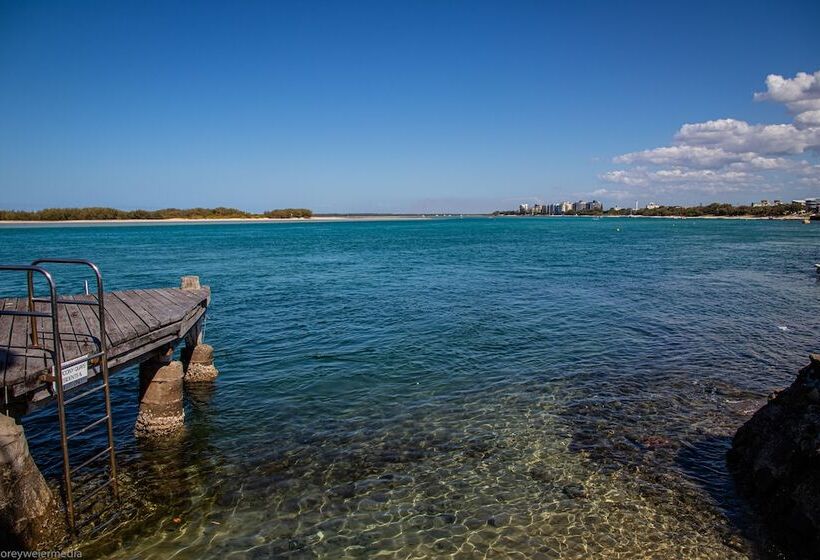 Tripcony Quays Apartments