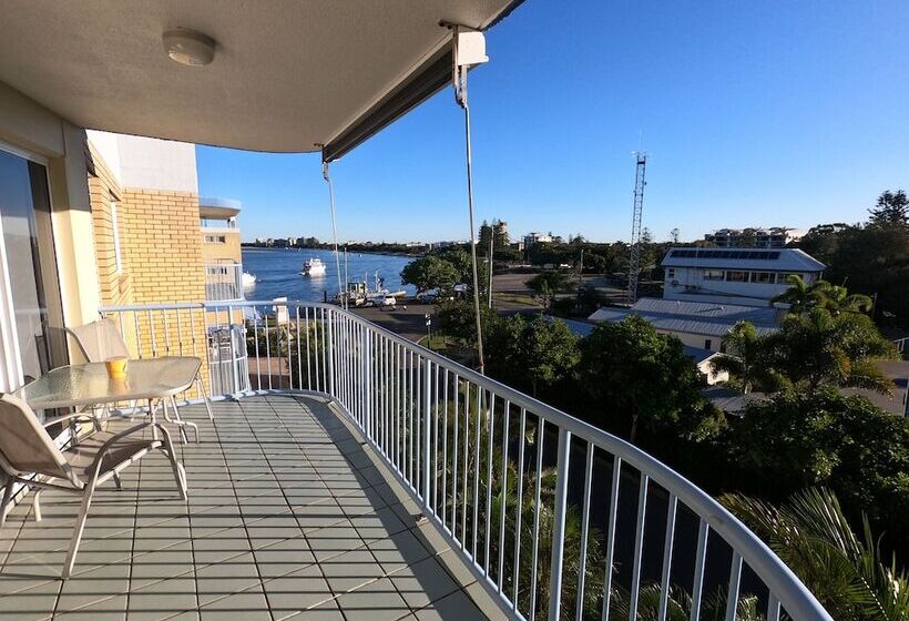 Tripcony Quays Apartments