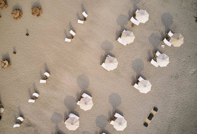 Отель Casa Joseph Zicatela   Adults Only