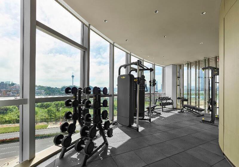 هتل Hilton Zhuhai