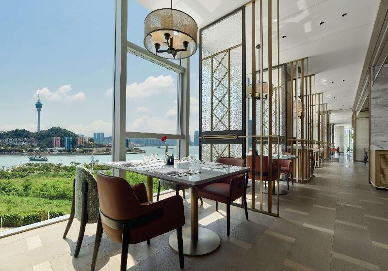 هتل Hilton Zhuhai