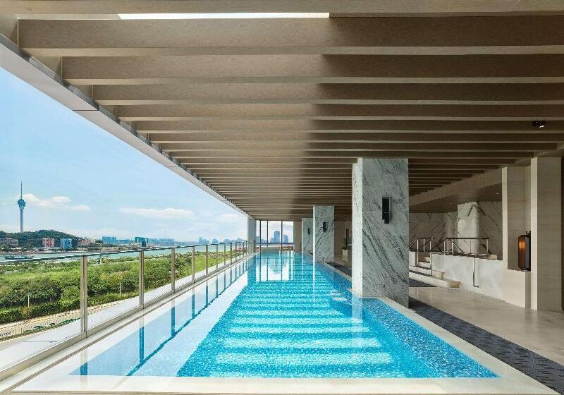 هتل Hilton Zhuhai