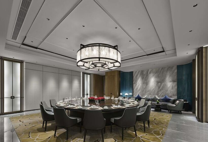 هتل Hilton Zhuhai