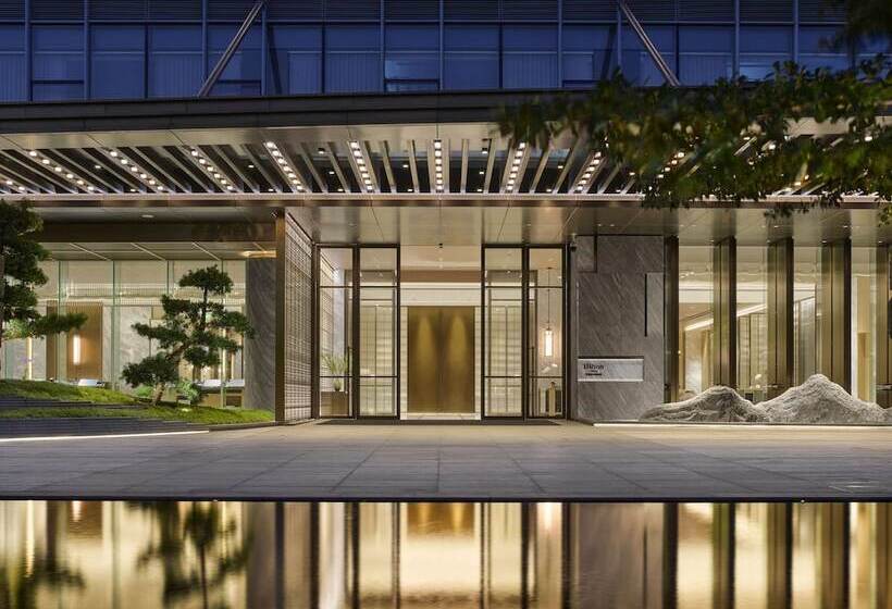 هتل Hilton Zhuhai