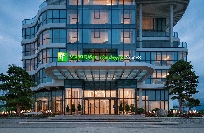 ホテル Holiday Inn Express Jiangmen Yinhu Bay, An Ihg