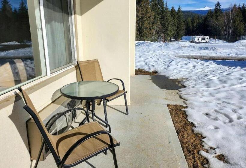 בית מלון כפרי Quality Inn & Suites