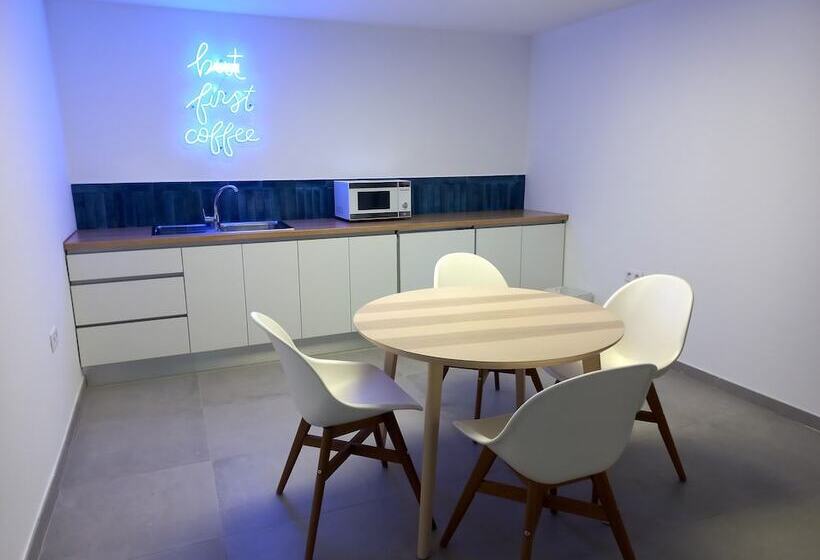 Esmeralda Cotillo Homes By Livvo