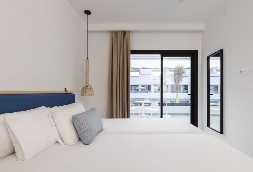 Esmeralda Cotillo Homes By Livvo