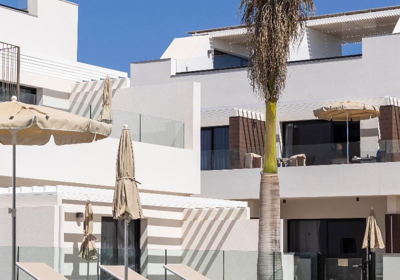 Esmeralda Cotillo Homes By Livvo