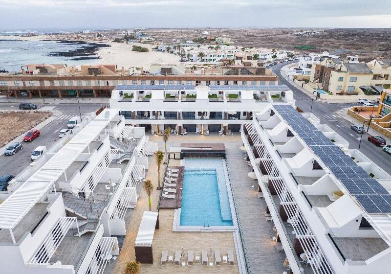 Esmeralda Cotillo Homes By Livvo