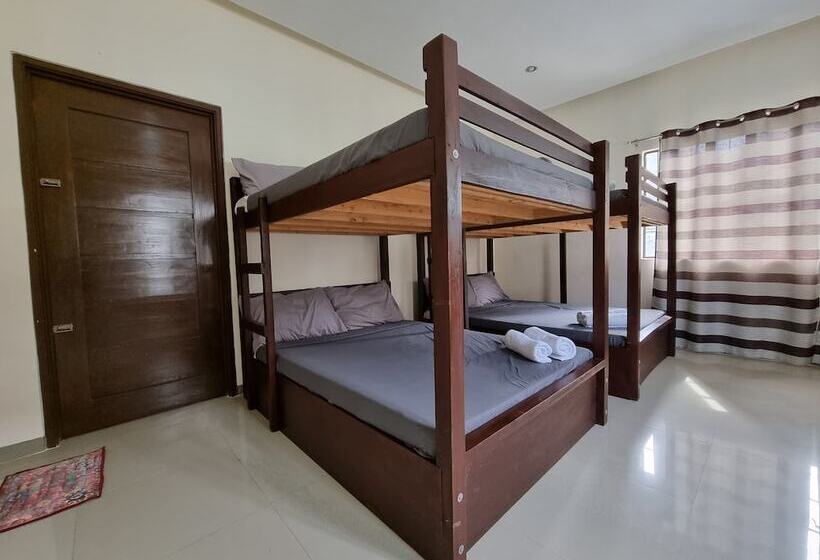 هتل Libertyland Waterpark Resort