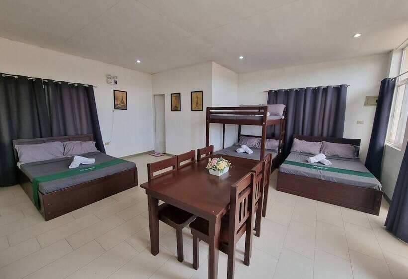 هتل Libertyland Waterpark Resort