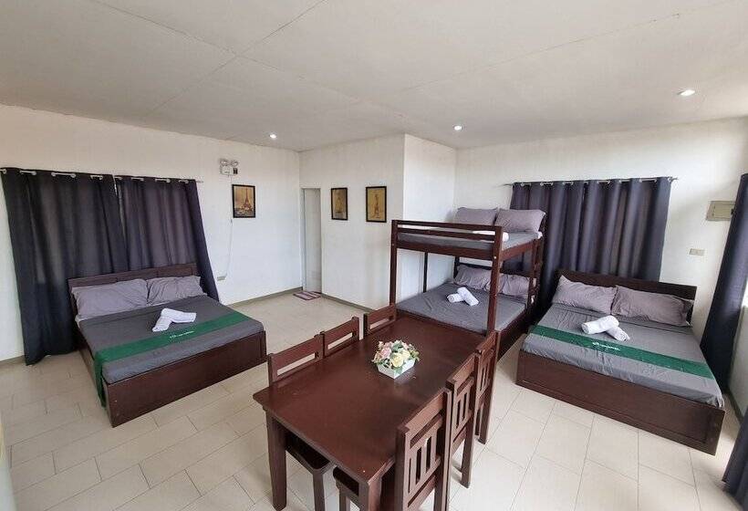 هتل Libertyland Waterpark Resort