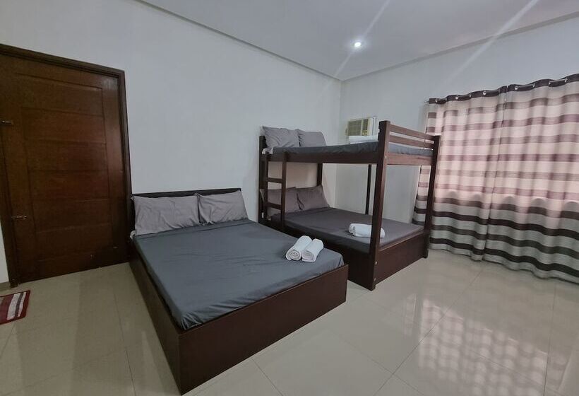 هتل Libertyland Waterpark Resort