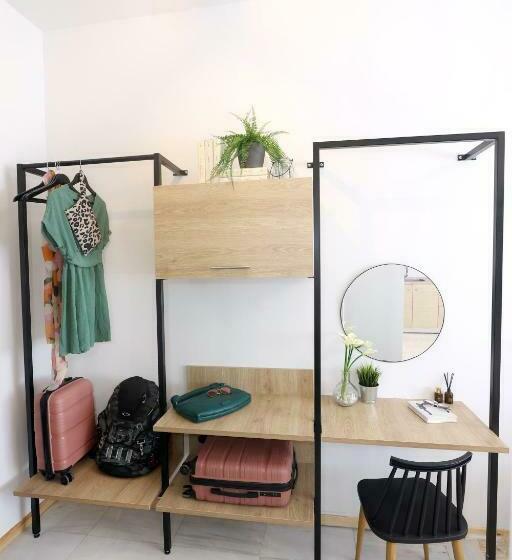 Old Town Hall Suites And Apartments