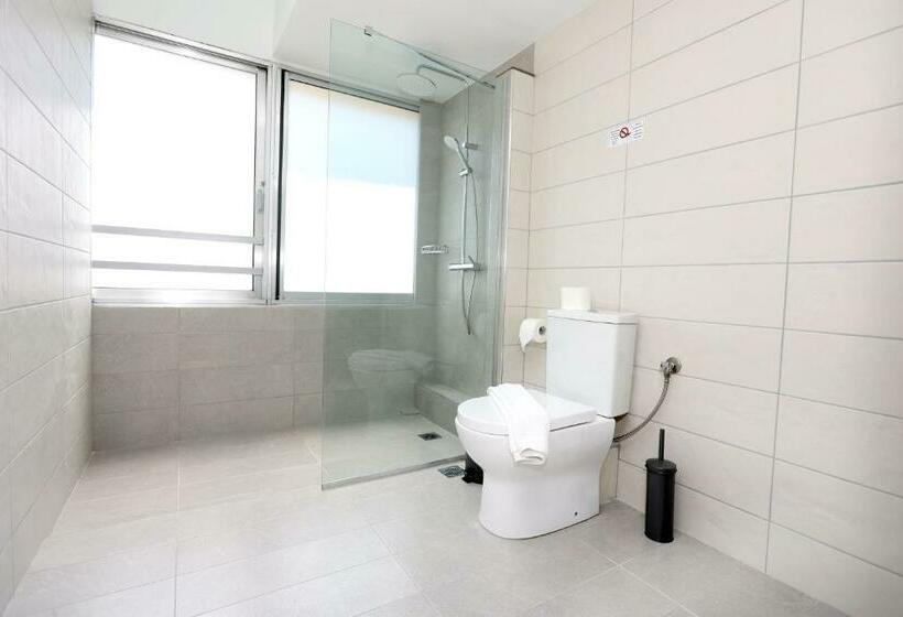 Old Town Hall Suites And Apartments