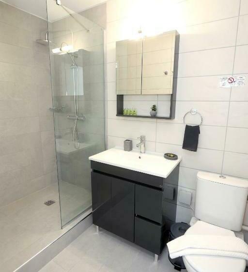 Old Town Hall Suites And Apartments