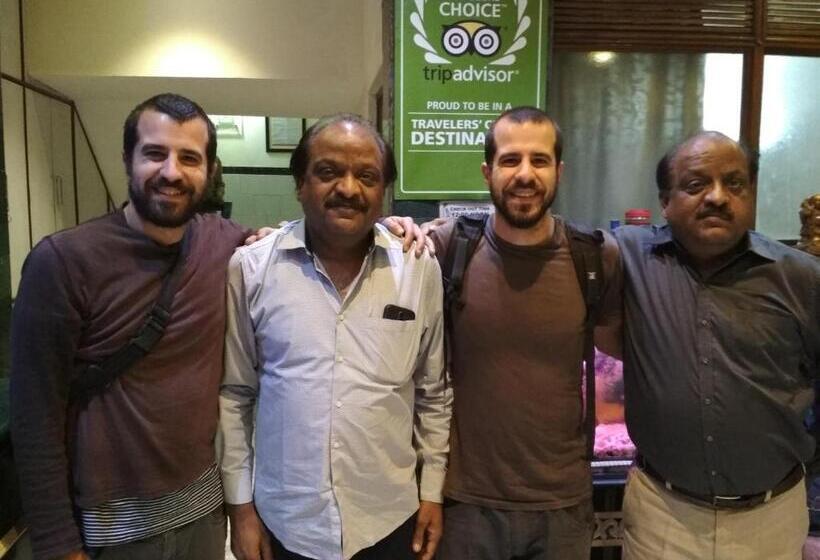 هاستل Ajay International