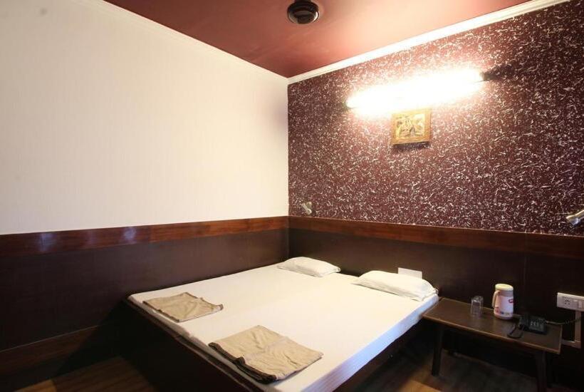 هاستل Ajay International