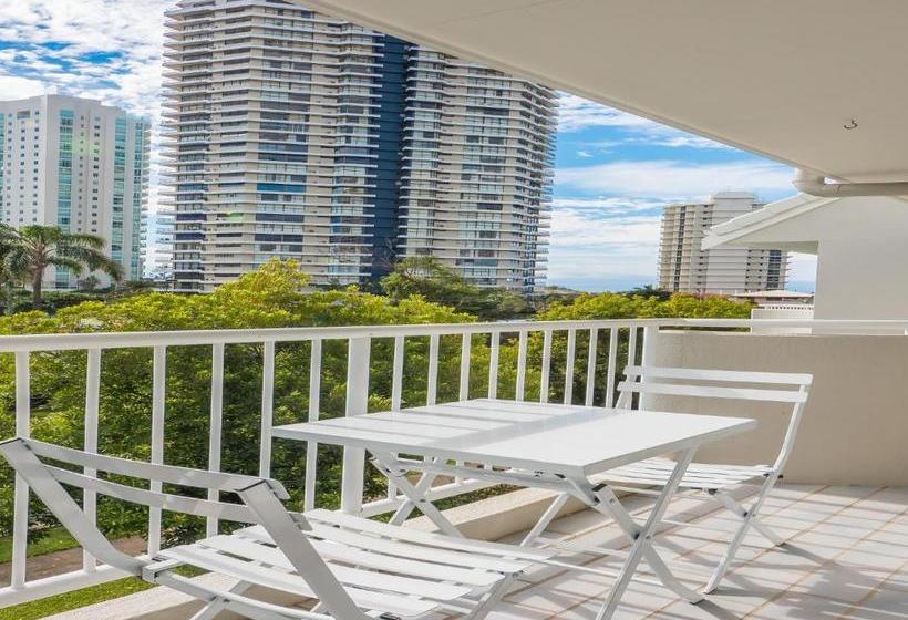 Aloha Lane Holiday Apartments