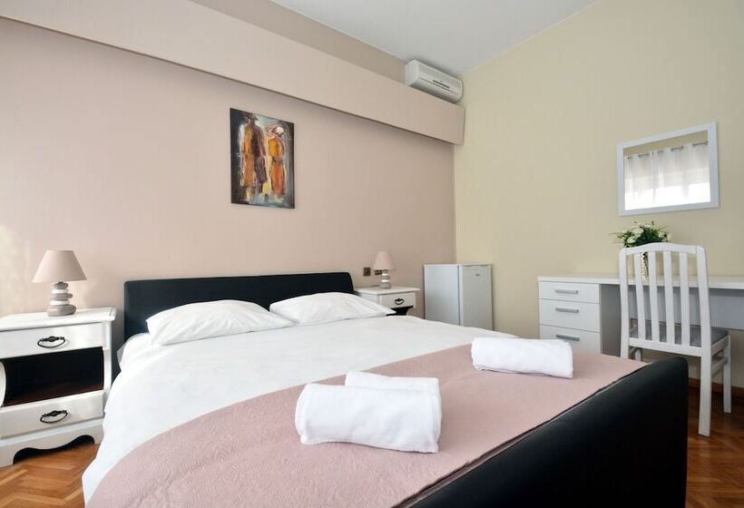 Bed and Breakfast Restaurant Pension Dioklecijan