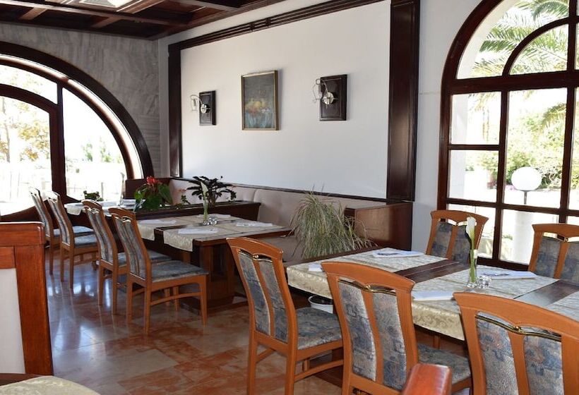 Bed and Breakfast Restaurant Pension Dioklecijan