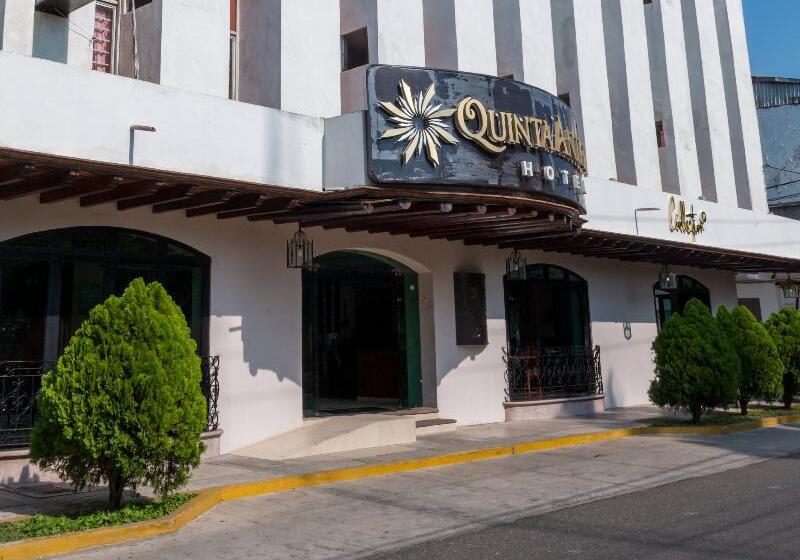 בית מלון כפרי Quinta Antigua