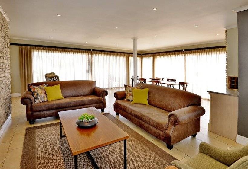 Dunkeld Country & Equestrian Estate