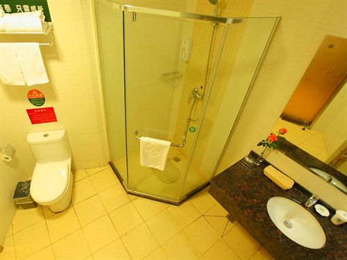 Отель Greentree Inn Jiangsu Nanjing Software Valley Sanjiang University Express