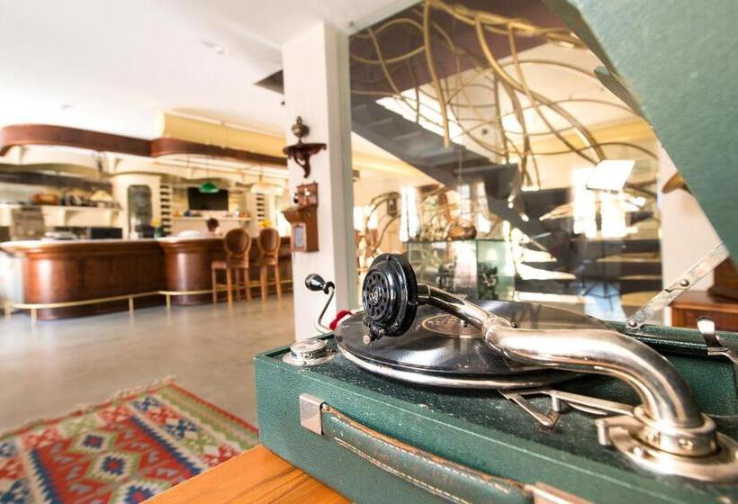 Alacati Kostem Hotel   Special Category