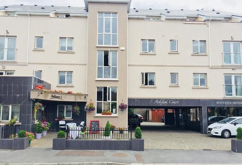 בית מלון כפרי Ashford Court Boutique