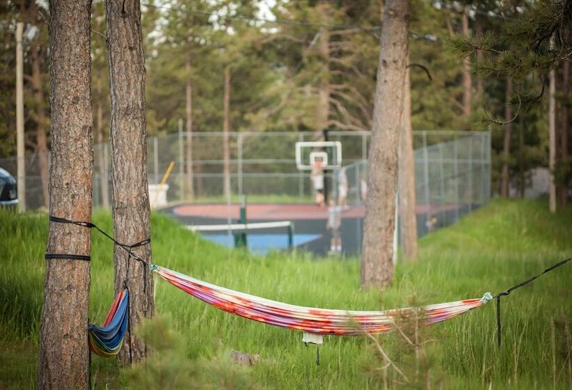 בית מלון כפרי Bavarian Inn, Black Hills