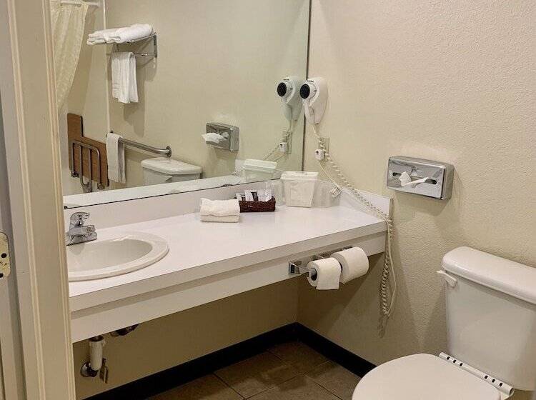 فندق Candlelight Inn & Suites Hwy 69 Near Mcalester