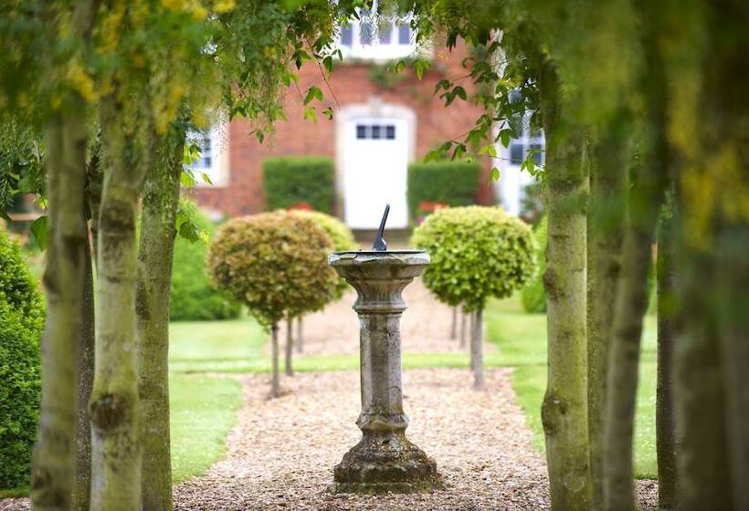 ホテル Chicheley Hall